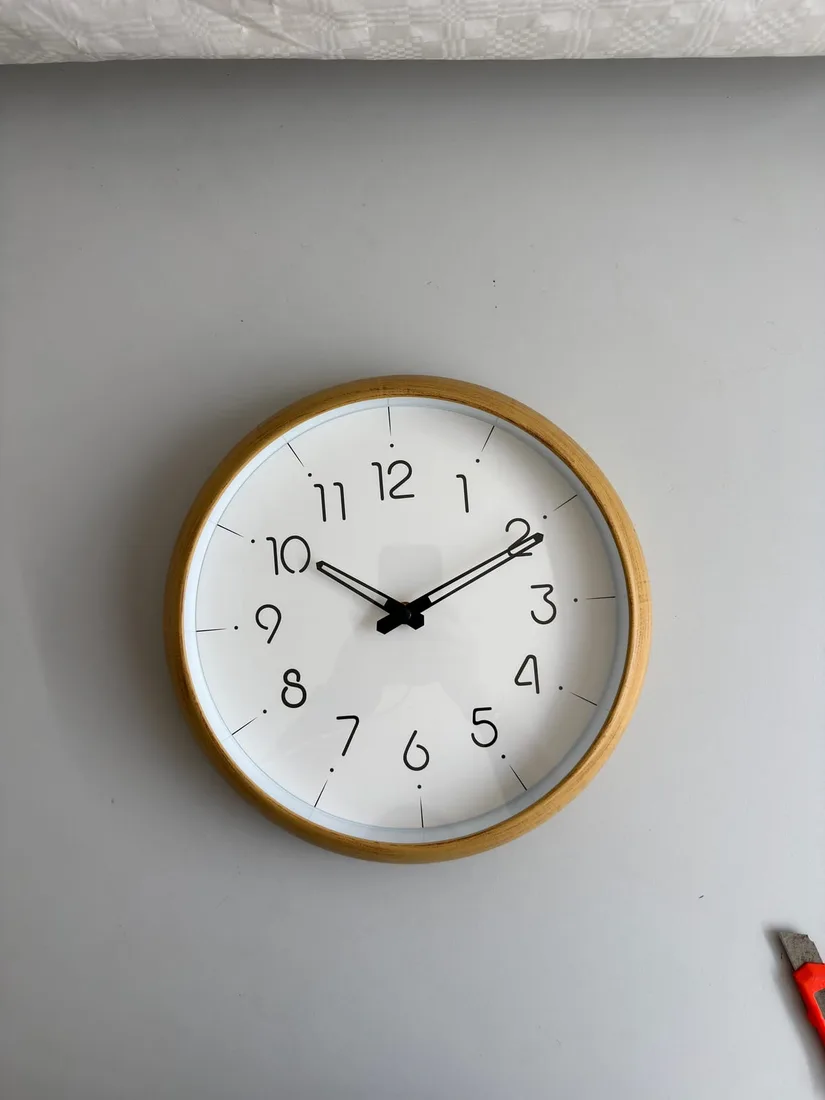 Wanduhr 30cm Holz Hell Modern Klassisch Lautlos Quarz Küche Büro Wohnzimmer