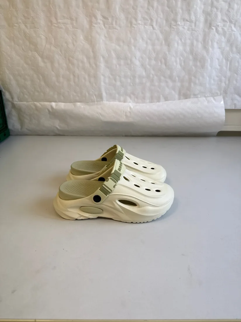 Xani Ultra Comfort Clogs EVA Hausschuhe Gartenschuhe Unisex Gr. 36-45 Grün Weiß