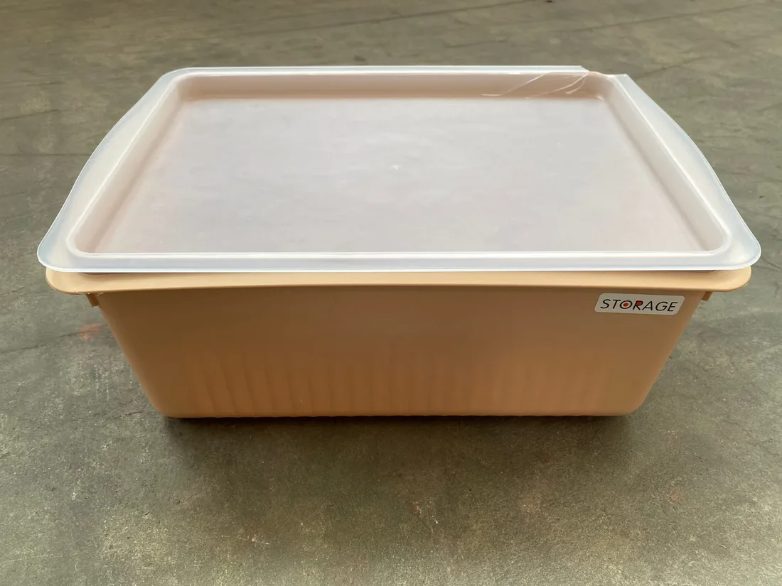Aufbewahr Box mit Deckel 39.5 x 27 x 16 cm