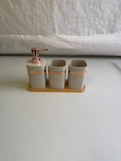 Xani Mei Qi Badzubehör 3er Set, 9 x 28.5 x 20 cm, Kunststoff, Badezimmerdeko