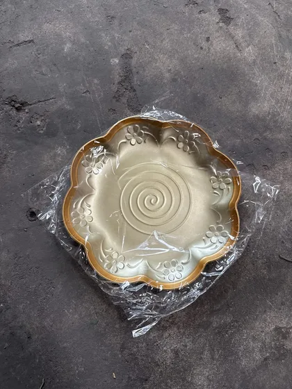 Serviertablett Blume Golden