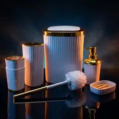 Foto 37 von Badezimmer Zubehör Set 6-teilig Loginis Hellblau Schwarz Weiß Kunststoff modern
