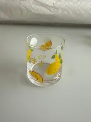 Foto 4 von Wasserkrug 1,5L + 6 Gläser 250ml Set BPA-frei bruchsicher Garten Picknick