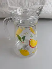 Foto 8 von Wasserkrug 1,5L + 6 Gläser 250ml Set BPA-frei bruchsicher Garten Picknick