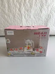 Foto 10 von Wasserkrug 1,5L + 6 Gläser 250ml Set BPA-frei bruchsicher Garten Picknick