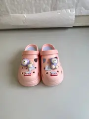 Foto 15 von Damen Clogs Plateau Hausschuhe Gartenschuhe EVA mit Bären-Charms Gr. 36-41