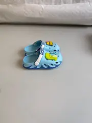 Foto 20 von Kinder Clogs Dino Hausschuhe EVA Gr. 30-35 Mädchen Jungen Lila Hellblau Rosa