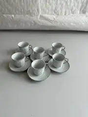 Foto 5 von Kaffee- und Mokkatassen mit Unterteller aus Porzellan 12-tlg Schwarz-Gold